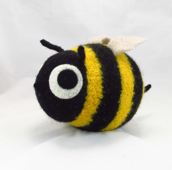 🟡Transformer🟡 Termo de 12oz . . . #transformers #bumblebee #bumblebee🐝  #bumblebeethemovie #termopersonalizado #custommade #customtumblers…